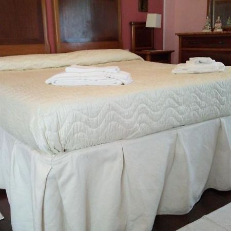 Corte Posta B&B - Parcheggio E Bagno In Camera Mantova Ngoại thất bức ảnh