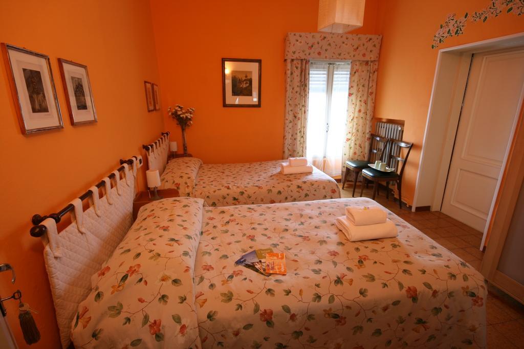 Corte Posta B&B - Parcheggio E Bagno In Camera Mantova Phòng bức ảnh