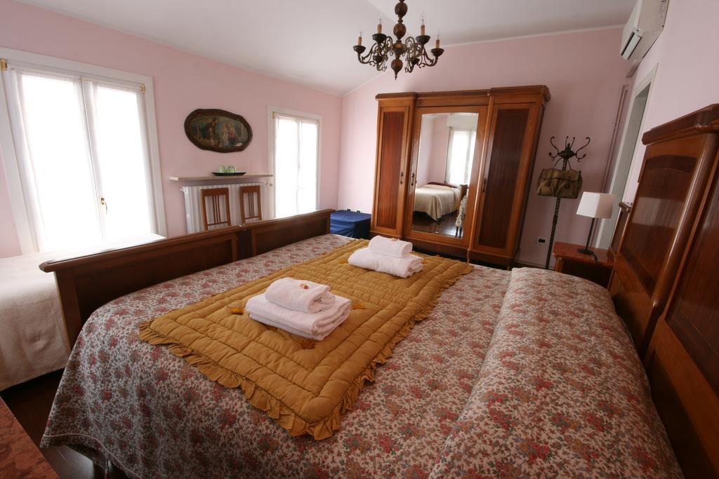 Corte Posta B&B - Parcheggio E Bagno In Camera Mantova Ngoại thất bức ảnh