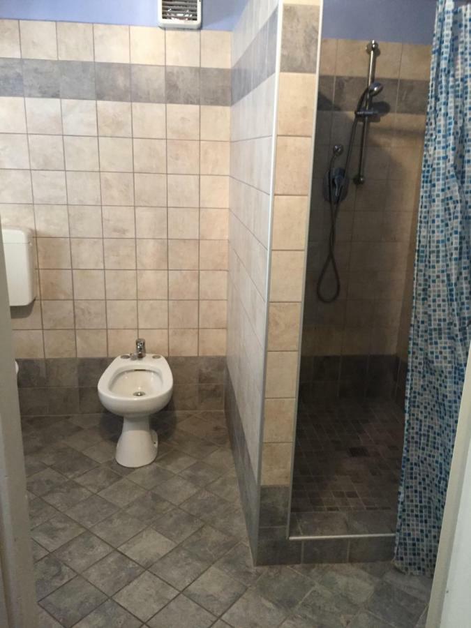 Corte Posta B&B - Parcheggio E Bagno In Camera Mantova Ngoại thất bức ảnh