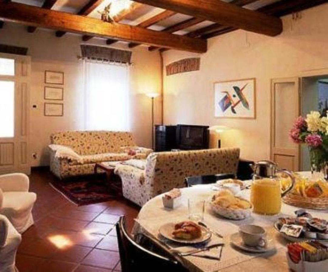 Corte Posta B&B - Parcheggio E Bagno In Camera Mantova Ngoại thất bức ảnh