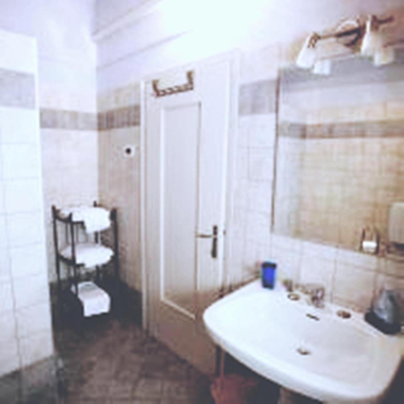 Corte Posta B&B - Parcheggio E Bagno In Camera Mantova Ngoại thất bức ảnh